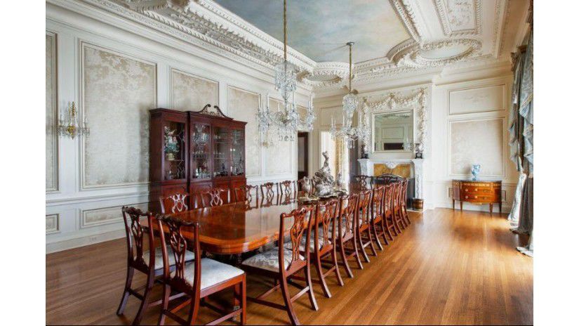 Formal dining